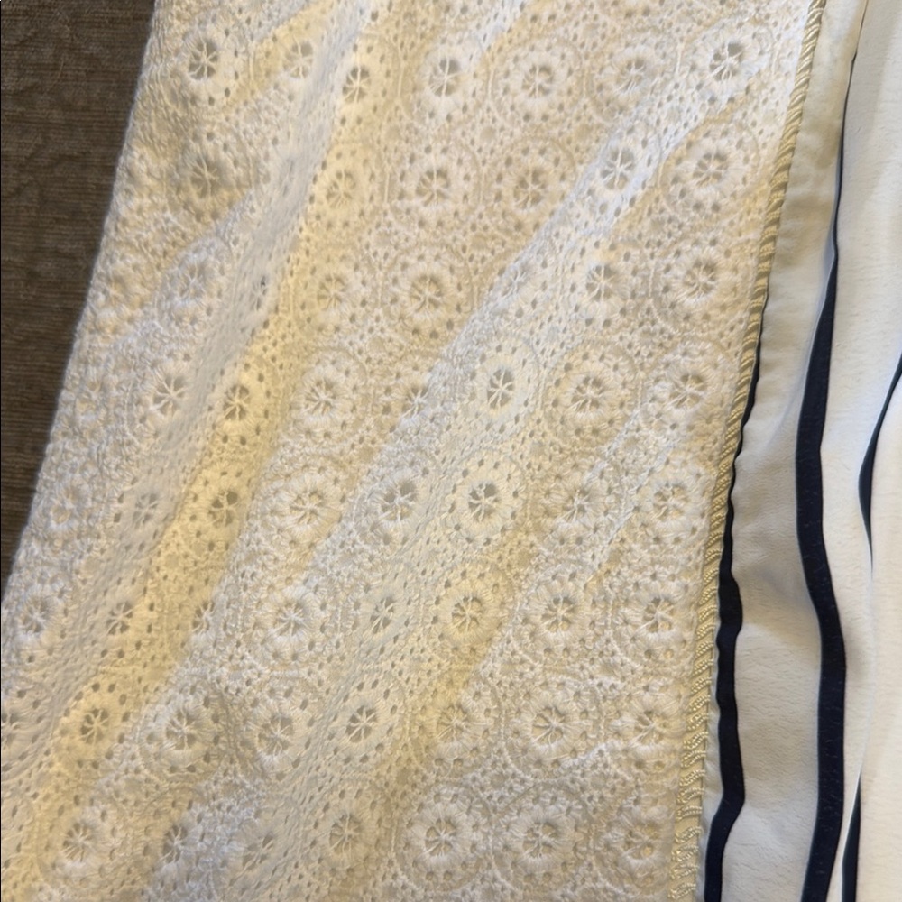 Striped Sleeveless Top by Doe & Rae size L. Eyelet - Picture 5 of 8